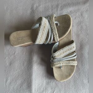 Women’s size 11 Maurice’s Wedge Memory Foam Sandals Shoes Beaded Cork Heels